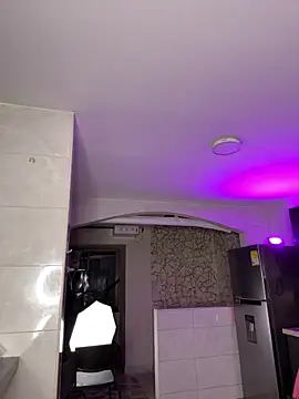 EmilyAndAndrew Live XXX-chat