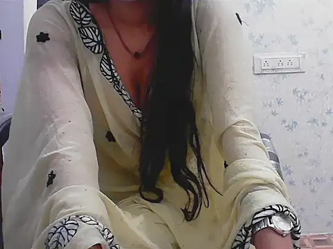 ragini_bby 网络视讯表演