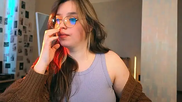 XXX chat uživo modela Chloe_Rozzy