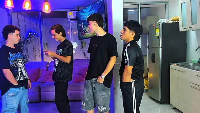 Houseofwarrios Adlı Modelin Web Kamerası Şovu