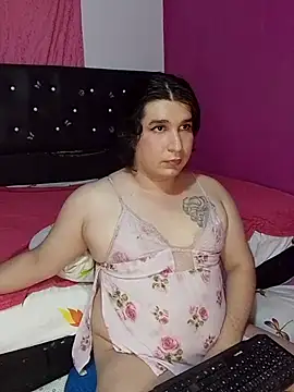 Kaissydoll élő XXX-chatje