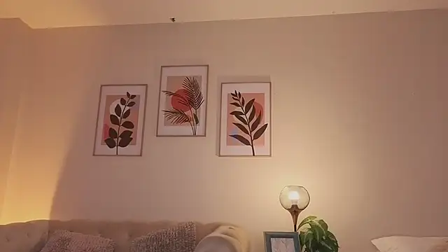 Živý XXX chat DahianaWalcott