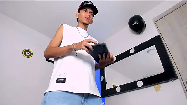 Samuel_Suarez 라이브 XXX 채팅