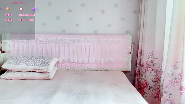 anjila888 Show Webcam