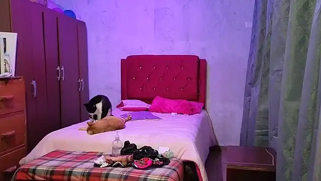 Pokazy przed kamerką – scarlett_widow_