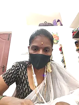 Tamil_Yalini12のウェブカメラショー