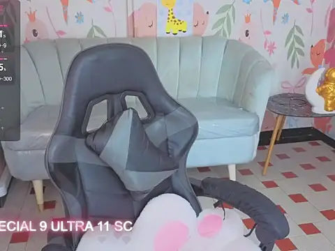 Paris09_v_ Adlı Modelin Canlı XXX Sohbeti