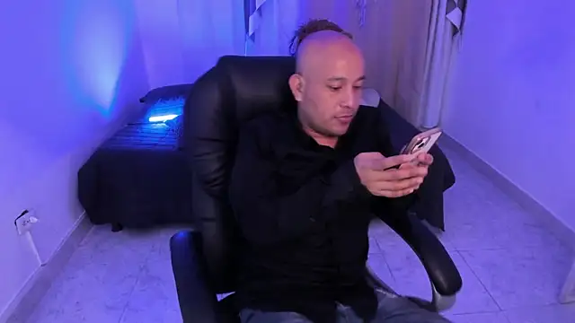 Takumii_boyn Webbikameraesitys