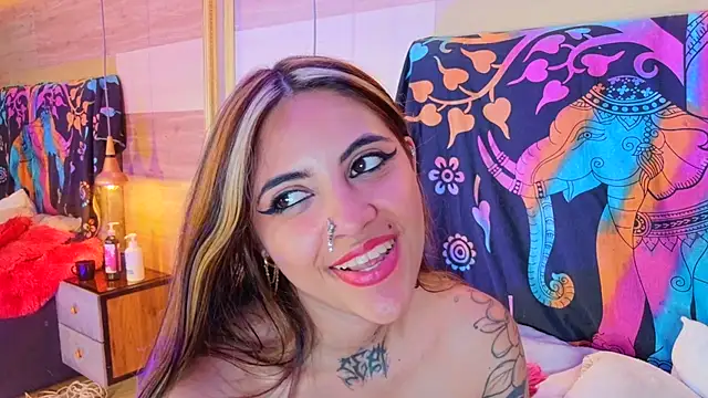 Cori_Paige Live XXX-chat