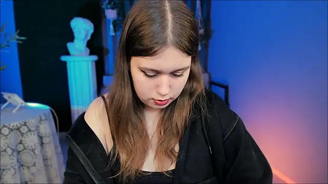 Chat +18 de FioraMarmoris ao vivo