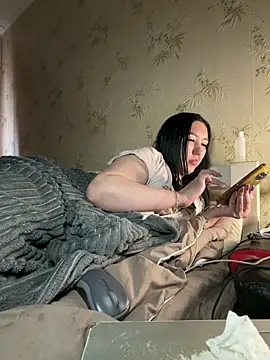 Chat XXX en directo de Naughtbaby_2025