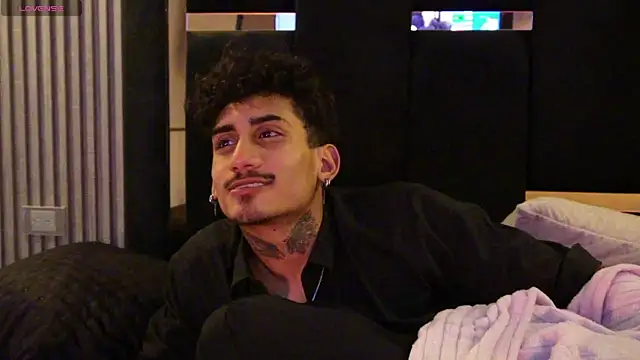 Dark_Eros_ – Live XXX-chat