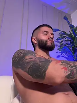 Frank_Farrell Chat XXX in diretta