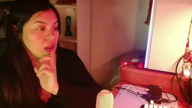 SmokyDee's Live XXX Chat