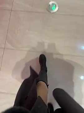 yimisun01's Live XXX Chat