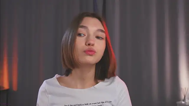 Chat XXX en directo de Leyla_crsh