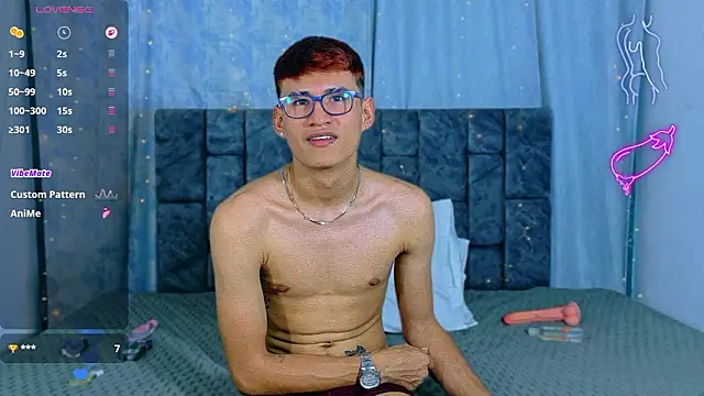 Živý XXX chat NicolasTorrez