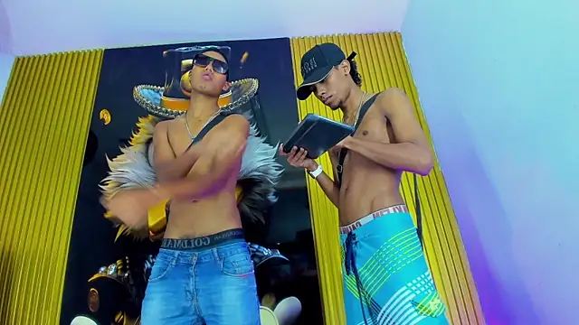 The_Panthers_Hot's Live XXX Chat