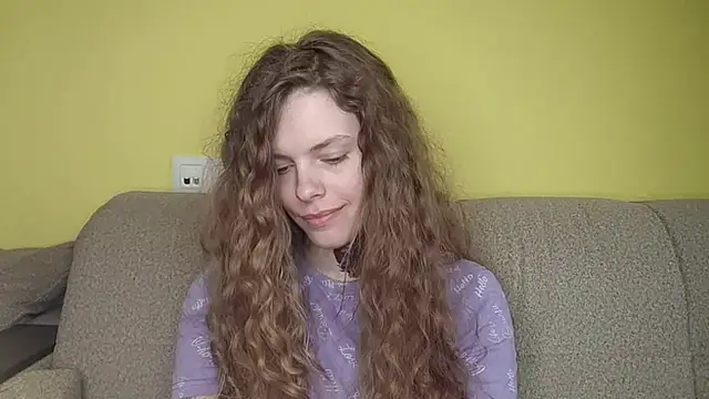 RayaNenlia's Live XXX Chat