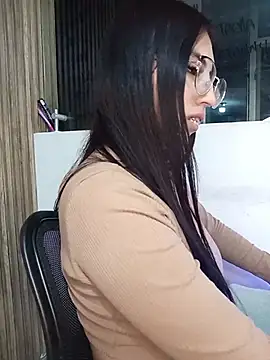 Czat XXX na żywo – Valk_submissive