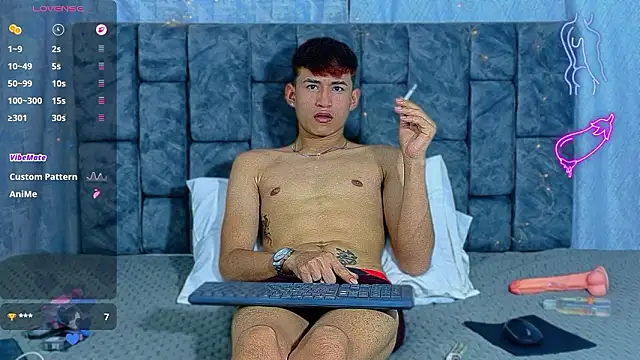 NicolasTorrez 라이브 XXX 채팅