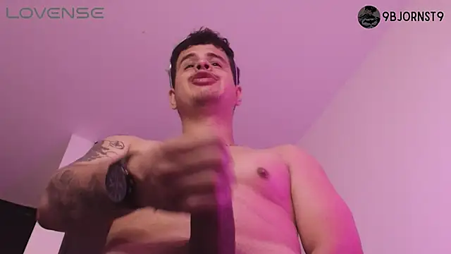 BjornSteel's Live XXX Chat