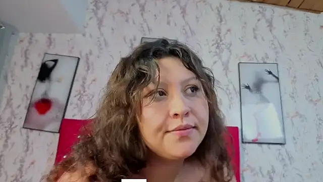 Larissa_Antonella Chat XXX in diretta