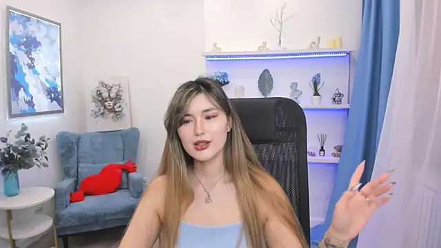 AnneTLi Chat XXX in diretta