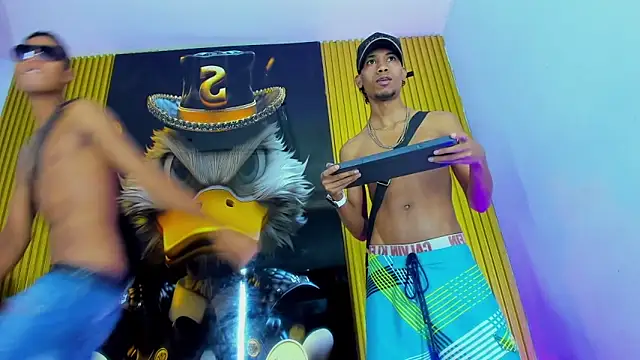 Pertunjukan Kamera Web The_Panthers_Hot