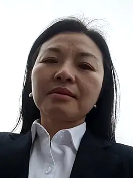 ialnuyoa_h live XXX chat