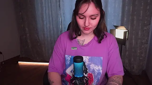 Chat +18 de Hoot_owl_cb ao vivo