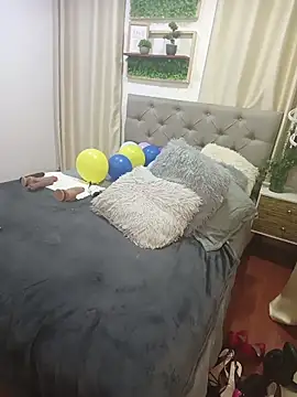 sasi_lunaのライブXXXチャット