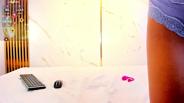 Chat XXX ao vivo de CandyRouse__