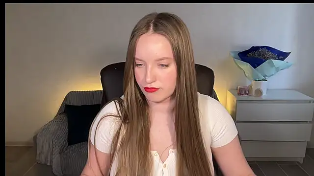 Chatroom XXX en direct de EvaMaddison