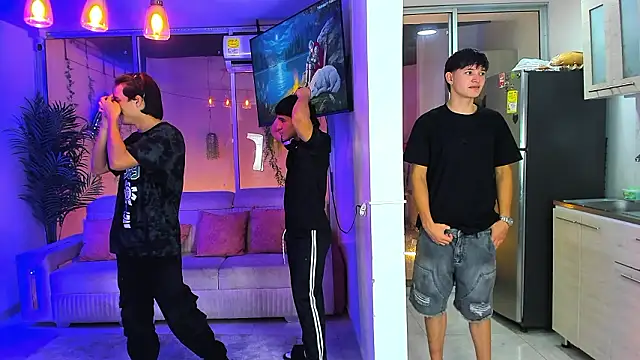 Houseofwarrios' Live XXX Chat