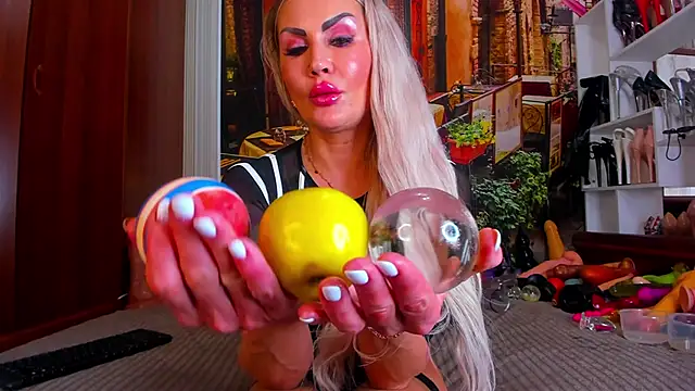 Chat XXX ao vivo de NikkaHOTx