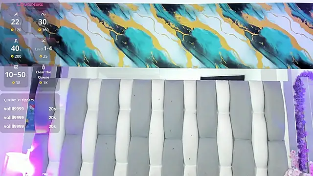 Chat +18 de IsaDiiaz ao vivo