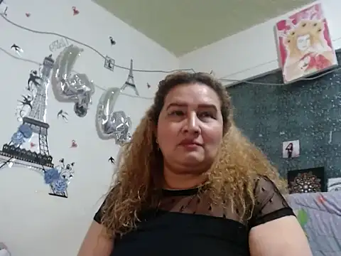 Perla1981-- Live XXX Chat