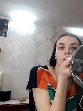 Show modela JhonSHelBy7LuNa na web-kameri