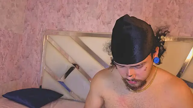 Benny_and_Mark Adlı Modelin Web Kamerası Şovu