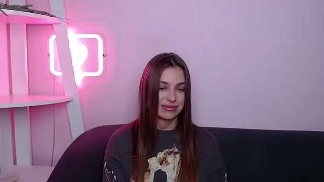 MilanaAngelAs Chat XXX in diretta