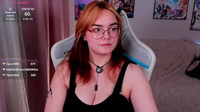 XXX chat uživo modela Lily__Evans