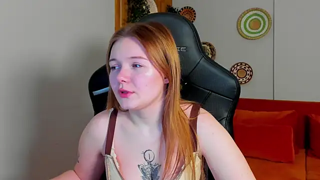 ElinaVale Webcam-Show