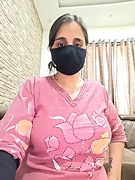 XXX chat uživo modela tinaarora