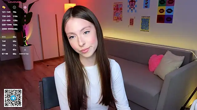 Yasmin_Kass' Webcam Show