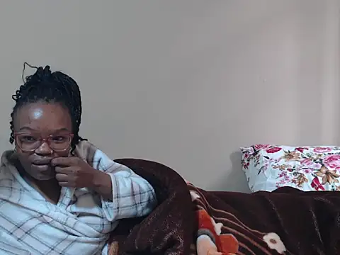 Chat XXX ao vivo de YummyMelanin117