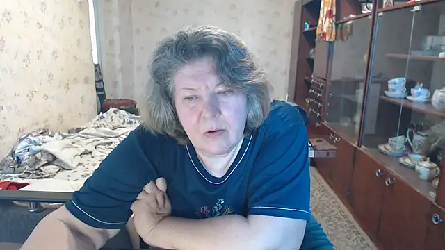 HotLusi 现场XXX聊天