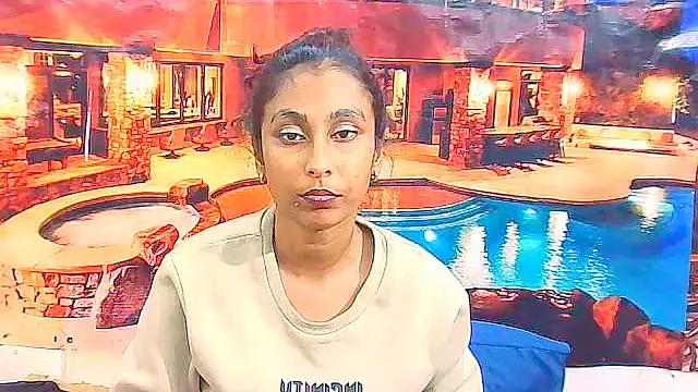 IndianSexyButt 即時 XXX 聊天