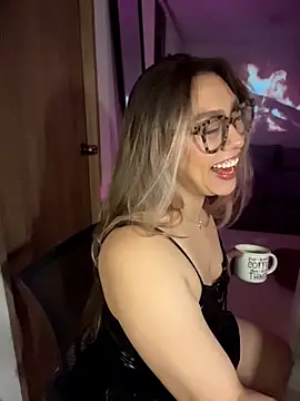 Im_sophiie: απευθείας συνομιλία ΧΧΧ