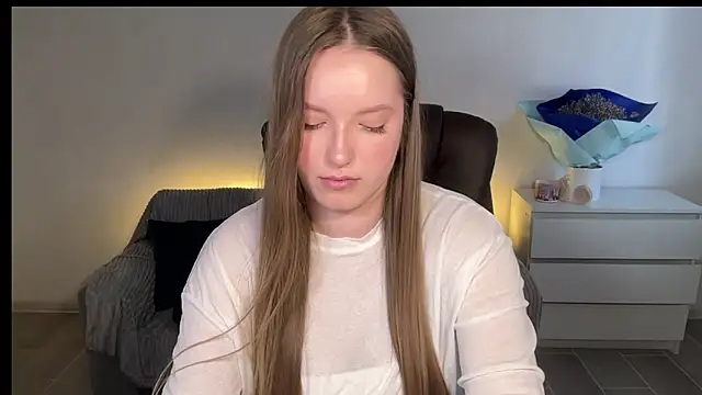 EvaMaddison 即時 XXX 聊天